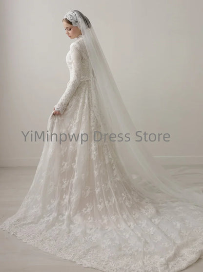 Modest Lace Wedding Dresses with High Collar Long Sleeve A-Line Sweep Train Bride Dress Bridal Gown vestidos de novia Customized