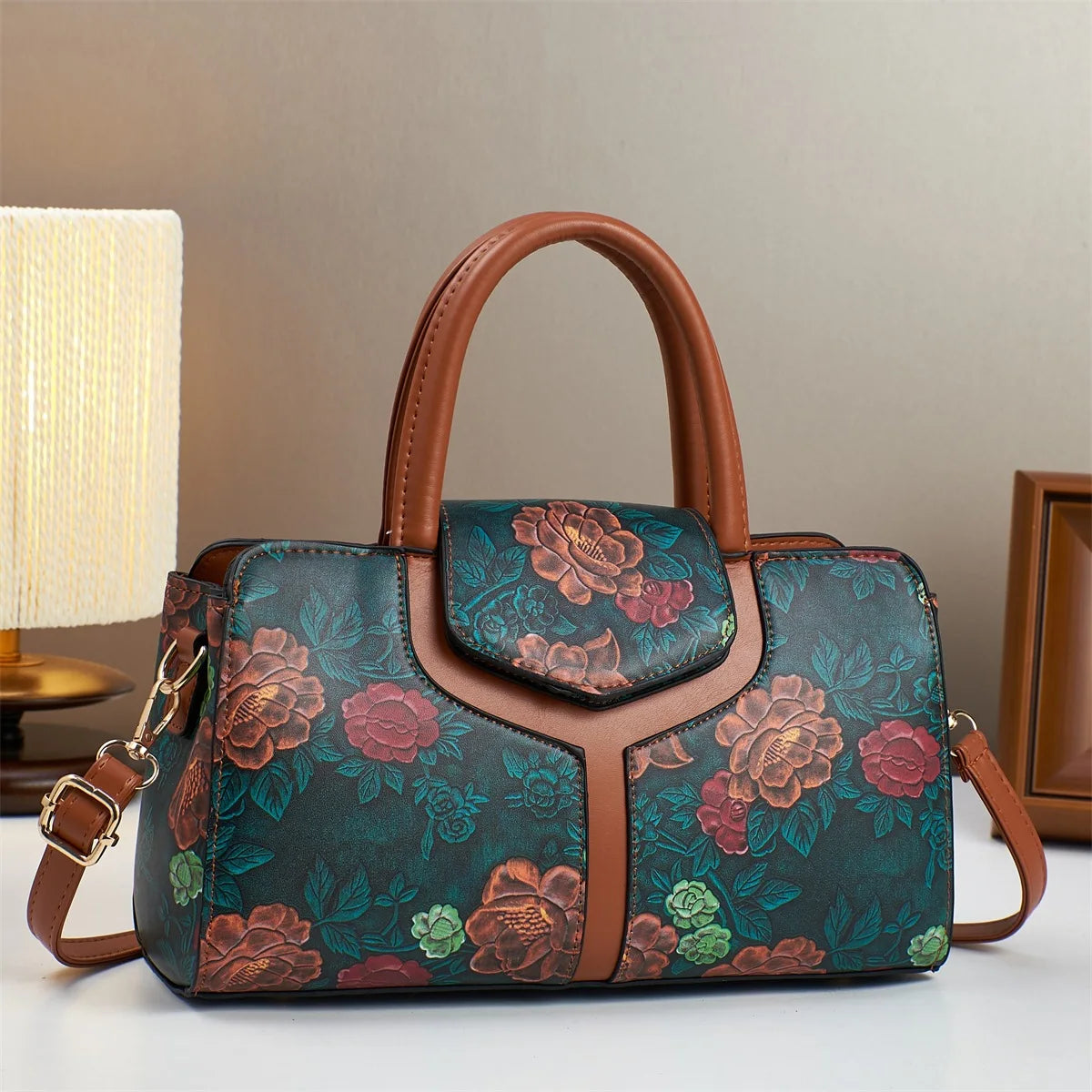 Luxury Brand Designer Women'S Handbag Fashion New Shoulder Bag Large Capacity Versatile Crossbody Bag Classic Boston Tote Bag