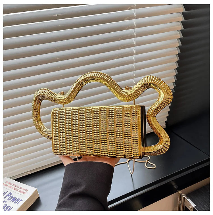 2026 Luxury Designer Women's Shoulder Bags Silver Evening Clutch Bag Trend Clip Party Purse Fashion Crossbody Handbag