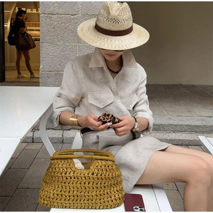 Elegant Luxury Woven Clutch Bag Large Capacity Simple Texture Women Handbag Straw Beach Bag Wallet Travel