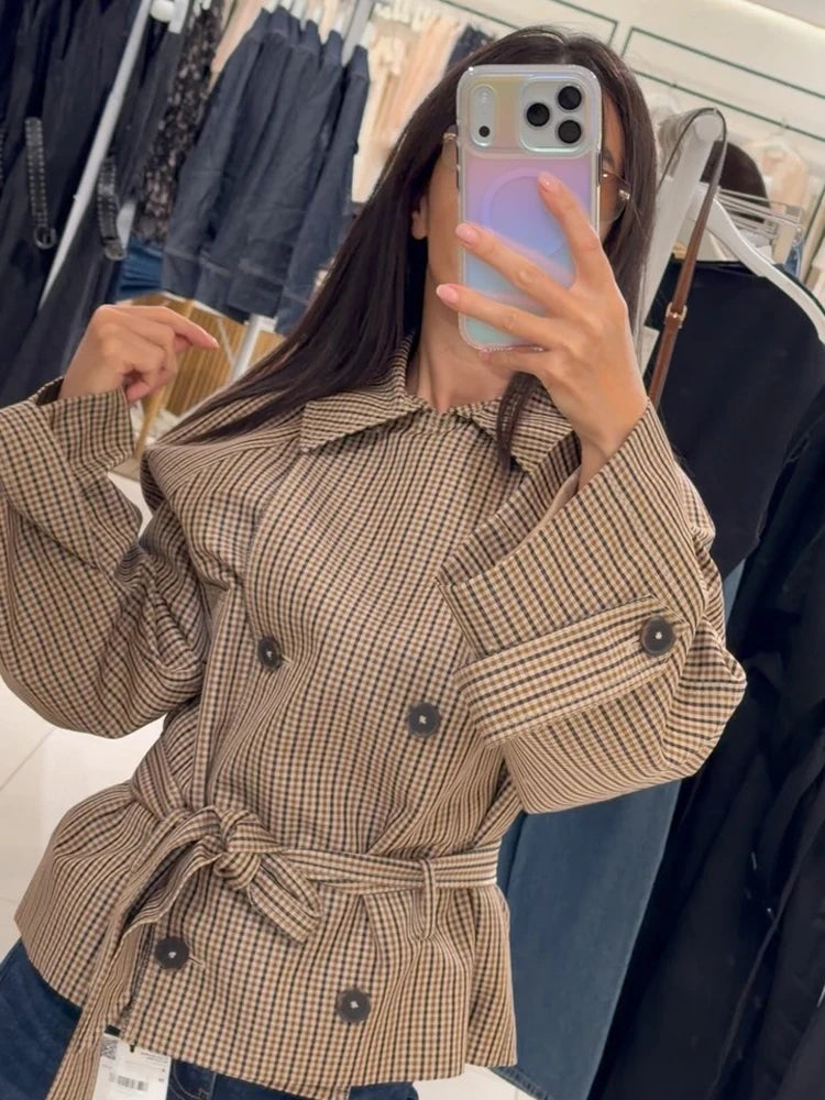 Long Sleeve Plaid Cropped Trench Coat Women Lapel Double Breasted Belted Waist Loose Checkered Short Jacket Lady Autumn Coats