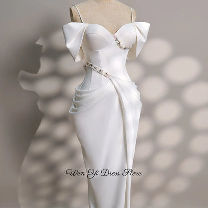 Classic Satin Evening Dress Customized Mermaid Strapless Off the Shoulder Celebrity Gowns Sparkly Crystal Homecoming Dresses