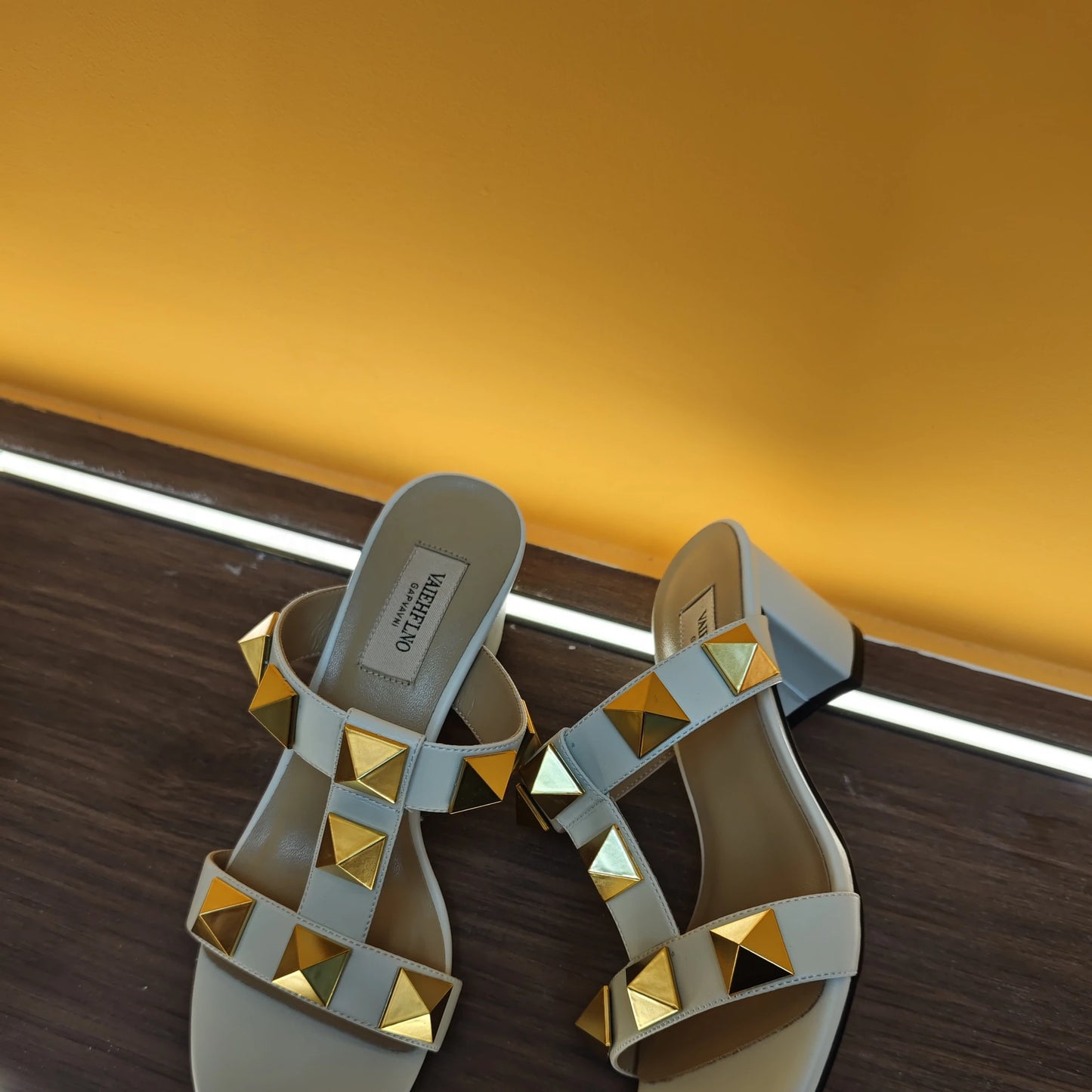 Women's Sandals Summer Gladiator Heeled Sandals Luxury Heeled Slippers Rivets Open Toe High Heels Elegant Ladies Shoes Women