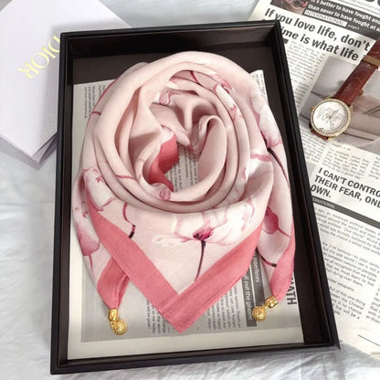 2026 new magnetic buckle silk scarf for women's small square scarf for autumn and winter warmth and cold resistance, fashionabl