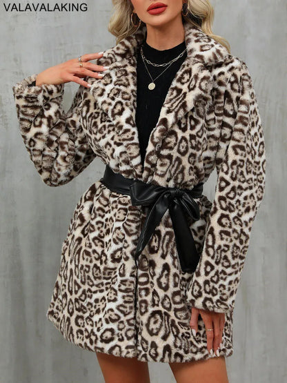 2026 Autumn Leopard Print Women Jacket Long Sleeve Thick Plush Warm Casual Coat Winter Soft Outwear Lady Turndown Collar Coat