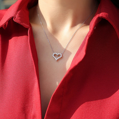 Korean Fashion Heart Shaped Moissanite Pendant Necklace for Women S925 Silver Diamond Clavicle Chain Birthday Party Jewelry Gift