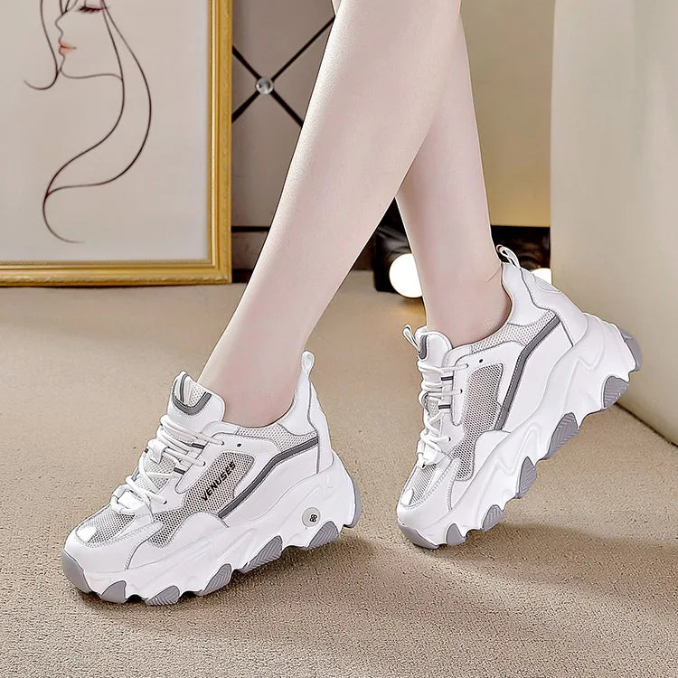 Women With Mesh And Synthetic Leather Upper Lace Up Design Round Toe Non Slip Thick Sole Breathable Casual Sports Shoes Trendy F