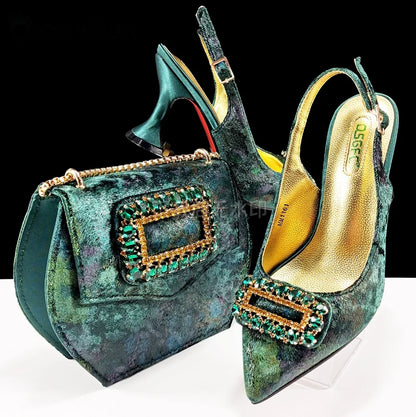 2024 Latest Nigerian Design Italian Women's Comfortable Heels Pointed Toe Sandals Wedding Party Gold Color Shoes and Bags Set