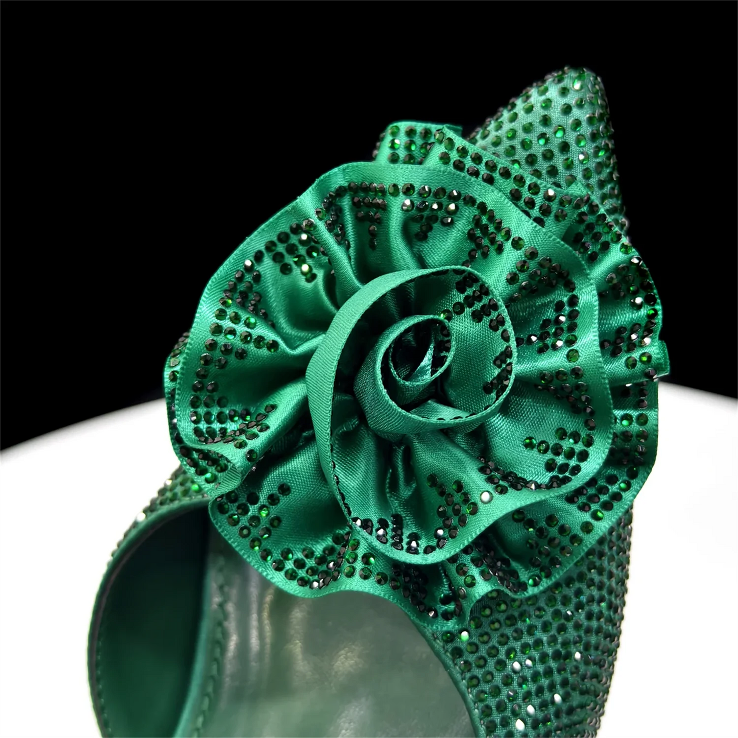 2026 Luxury Green 3D Rose Rhinestone Shoes And Bag Set Women Pointed Toe Slingback High Heels Matching Clutch For Wedding Party