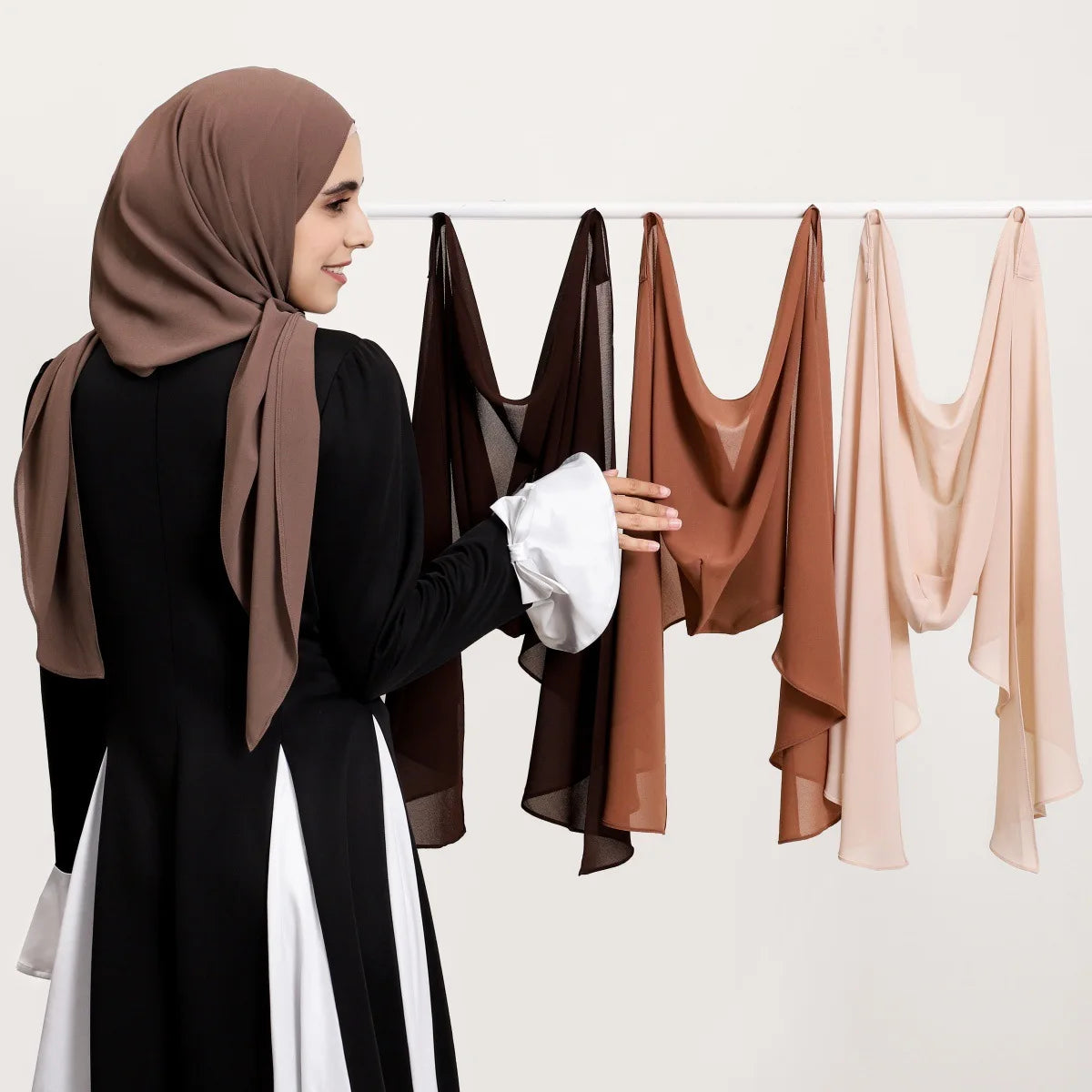 2025 Ramadan Women Solid Scarf Built-in Magnetic Muslim Chiffon Hijab Shawls Head Wrap Hijabs Scarves Ladies Foulard Islamic