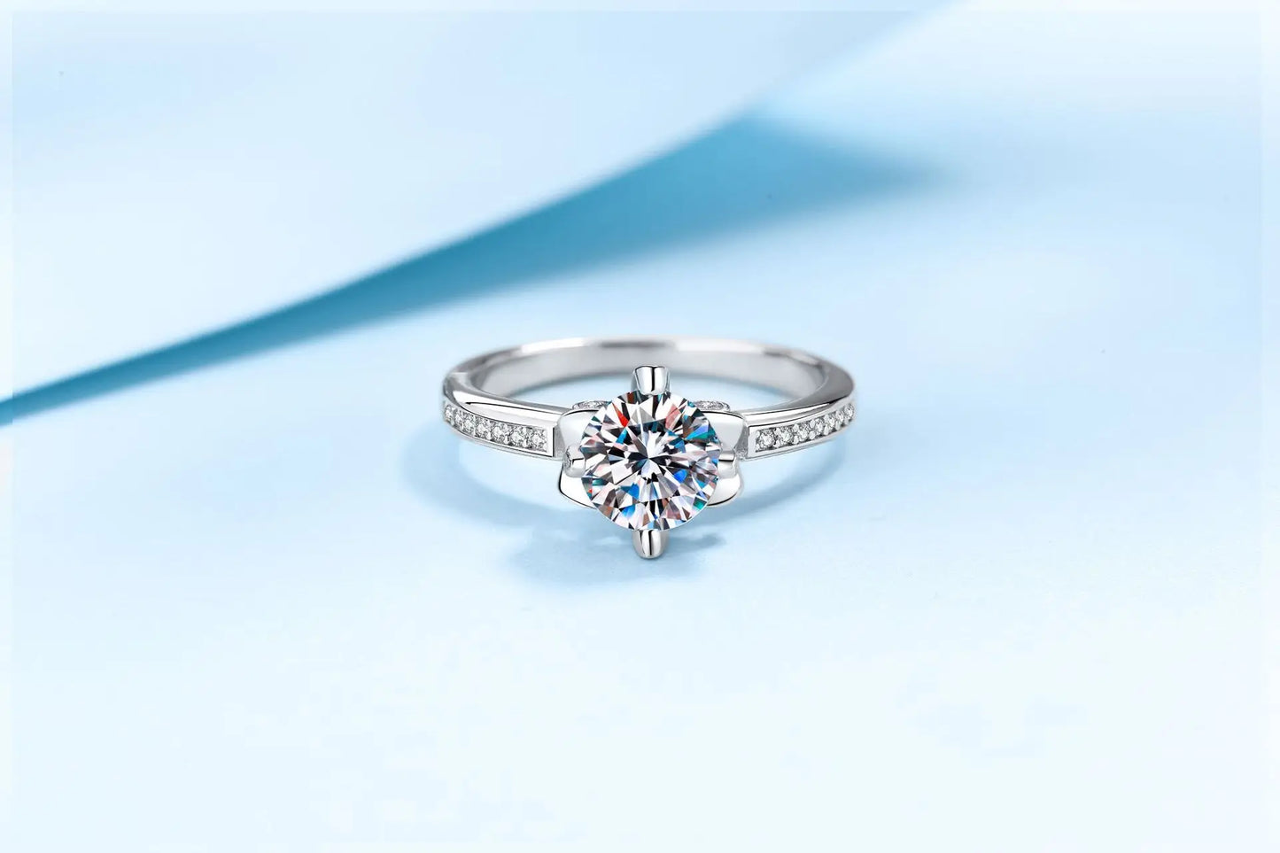 Pigeon's Egg Ring 1ct Women Moissanite PT950 Platinum - Crystal Moissanite Diamond-Like Brilliance