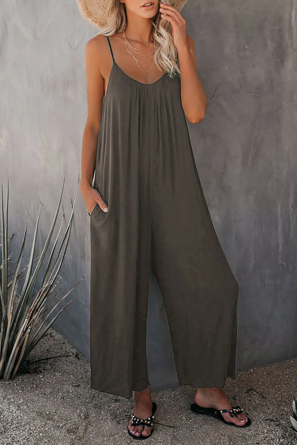 Strap jumpsuit for women's summer new cross-border solid color inserted bag casual jumpsuit