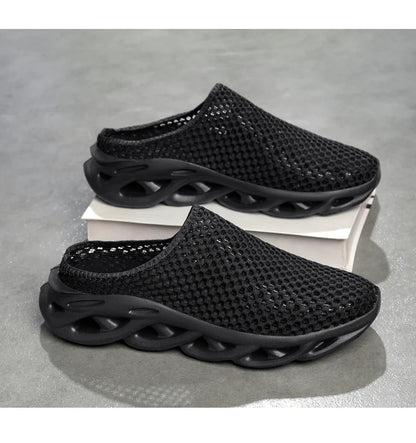 Men Slippers Summer Breathable Home Indoor Slippers Men Flats Thick Bottom Lightweight Slides Fashion Outdoor Walking Shoes