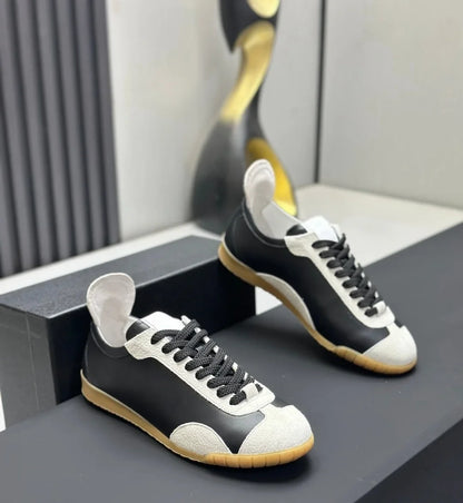 Luxury Brand Running Shoes Casual Sneakers Commuter Shoes Hiking Shoes Genuine Leather Simple Yet Stylish Retro Sporty Style
