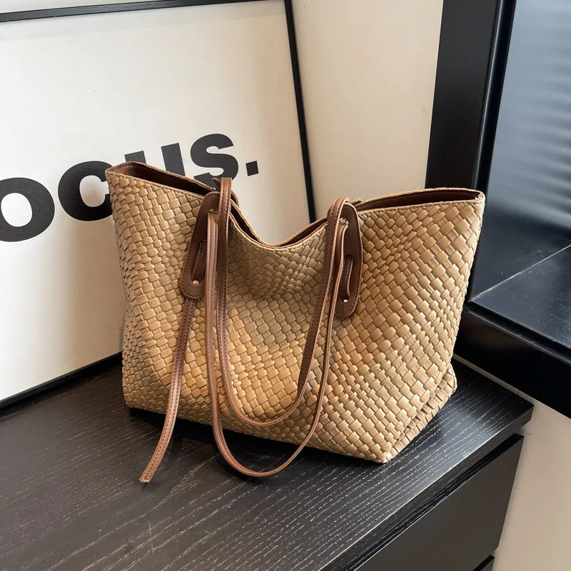 Autumn and Winter Trendy Vintage Rhombic Woven Shoulder Bags Large Capacity Underarm Bag Daily Commuting Bag Casual Handbags