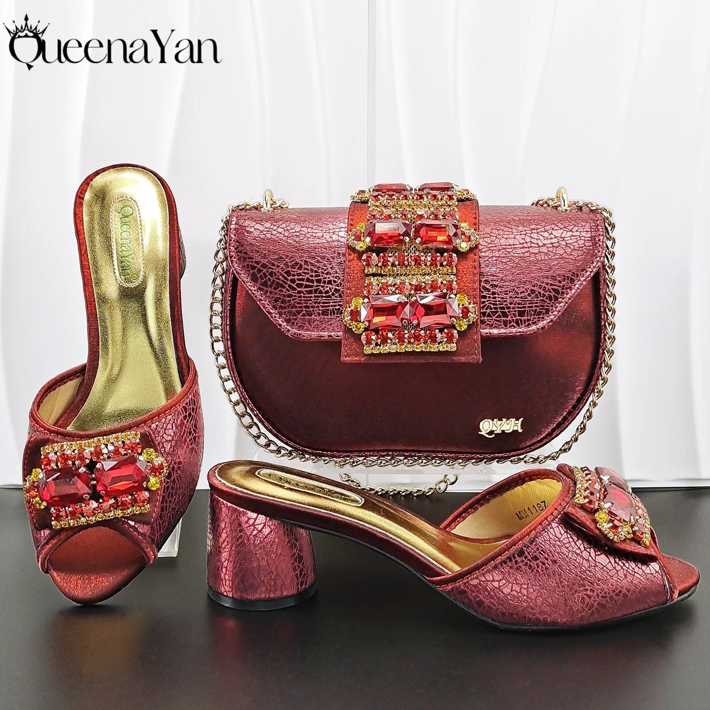 Hot Selling Fashion Mature  Brushed Style Rainbow Color Rhinestone Decoration Design Party Wedding Lady High Heels and Bag Set