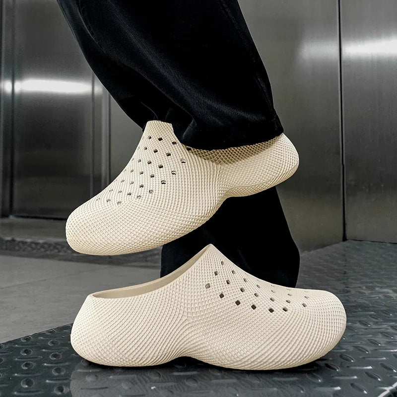 New Summer Fashion Couple Slippers EVA Baotou Men's Sandals Outdoor Thick Bottom Hole Shoes Luxury Beach Men Garden Shoes