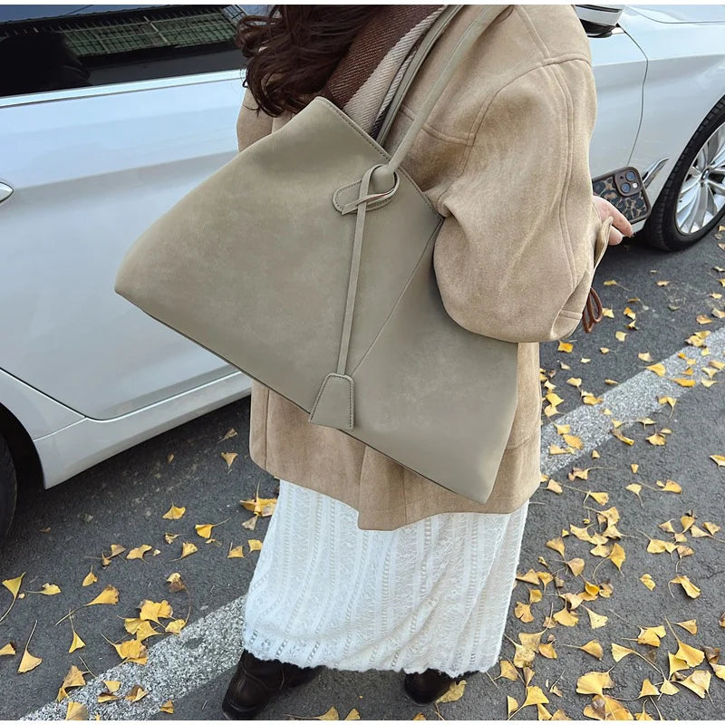 Vintage Casual Tote Bag New Large-capacity Handbag Europe America Popular Hot Selling Underarm Bag High-quality Pu Commuter Bags