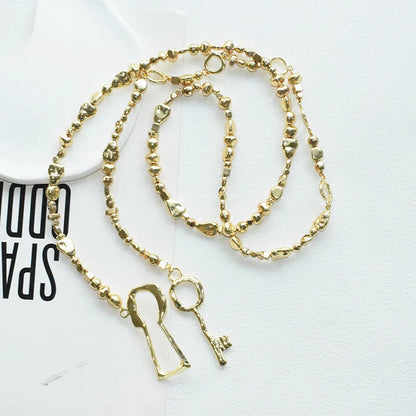 Exggerated Gold-plated Plastic Beads Chain With  Alloy Key Lock Necklace For Women Jewelry Fashion Show Model Waist Accessory