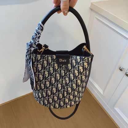 Vintage Light Luxury Bucket Bag Handbag for Women 2026 New Spring High-End Versatile Commuting Shoulder and Crossbody Bag