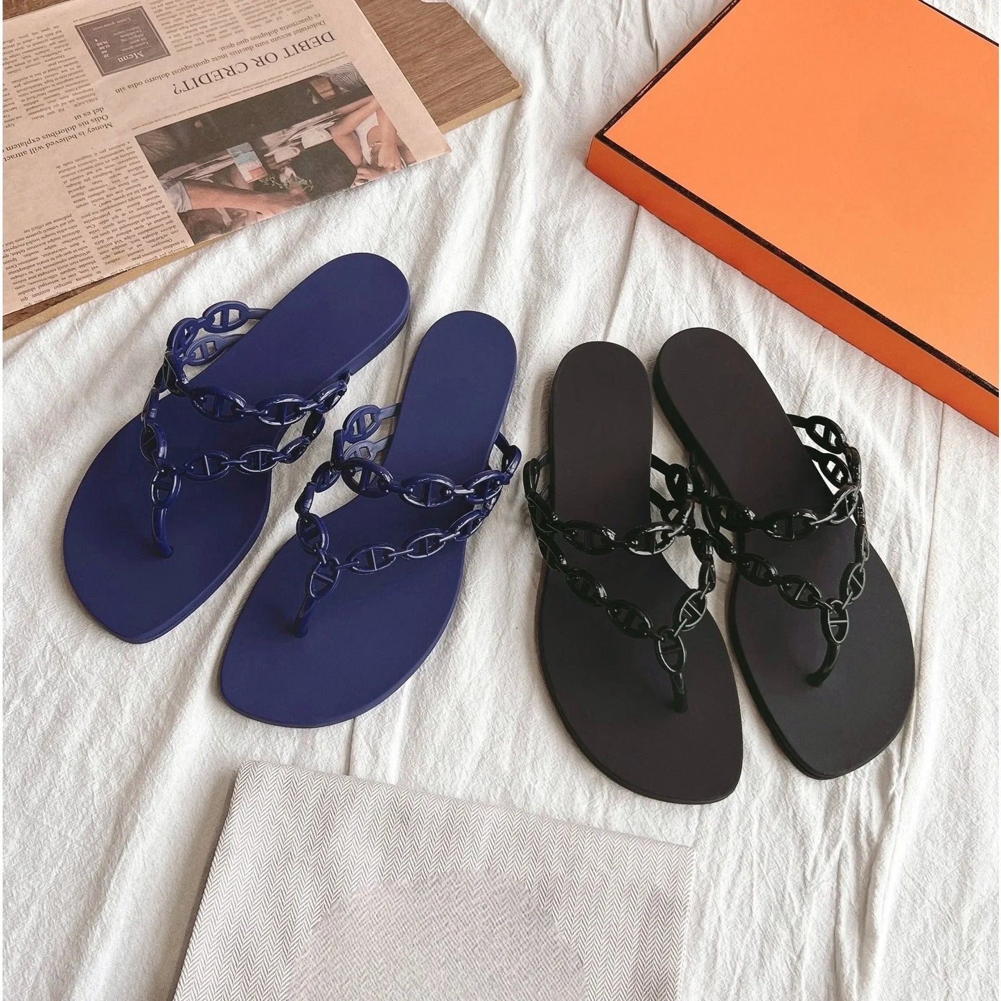 2026 Women's Summer Flip-flops Are Wearing Genuine Leather Flat Half Flip-flops with Soft Soles for The Seaside and Beach
