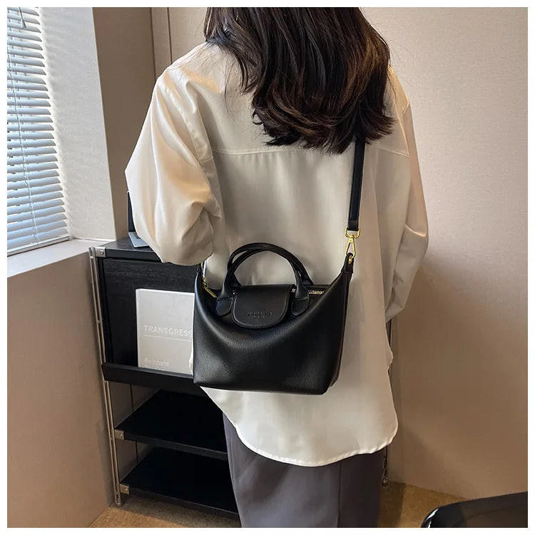 2024 Luxury Shoulder Bags Mini Tote Ladies Handbag Versatile Nylon Fashion Niche Designer Casual Handbag Crossbody Bag For Girl