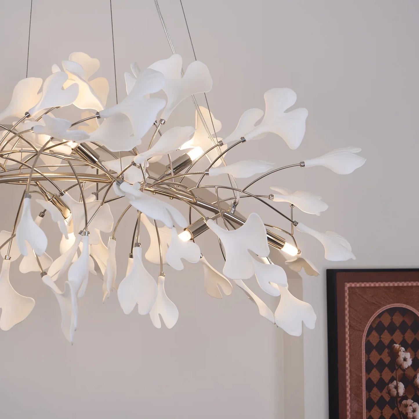 Modern Ceramics White Long Ginkgo Leaf LED Pendant Light Decoration Villa Living Room Ceiling Chandelier Indoor Hanging Lights