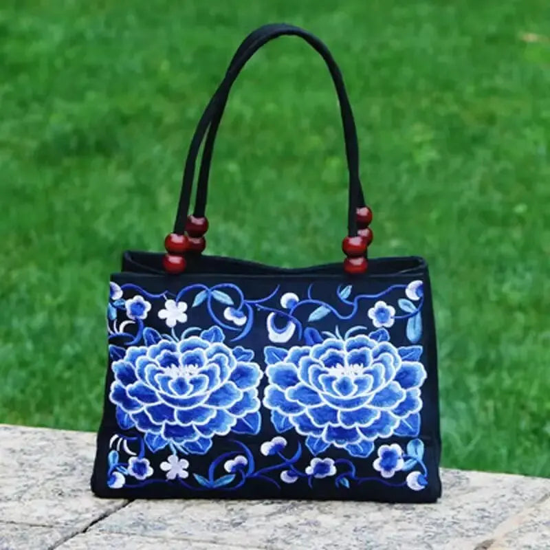 Stylish Floral Embroidered Handbag, Trendy Zipper Canvas Bag, Women's Fashion Purses