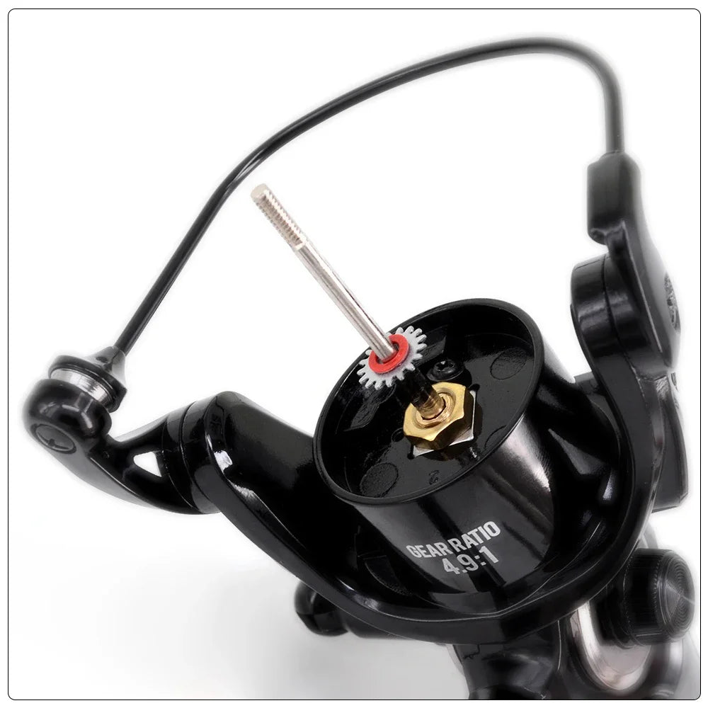 Hirisi Carp Fishing Spinning Reel 15-20KG Max Drag 5.2:1 Gear Ratio Metal Spool Waterproof Smooth Heavy Duty HD4000