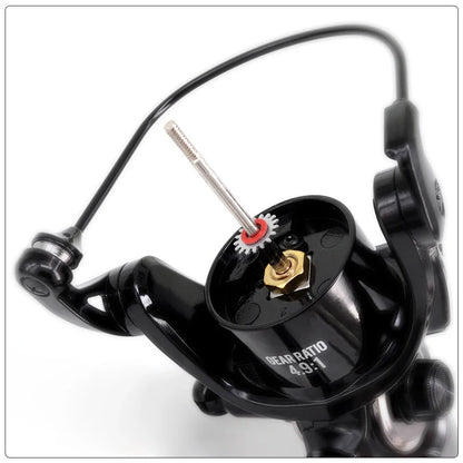 Hirisi Carp Fishing Spinning Reel 15-20KG Max Drag 5.2:1 Gear Ratio Metal Spool Waterproof Smooth Heavy Duty HD4000