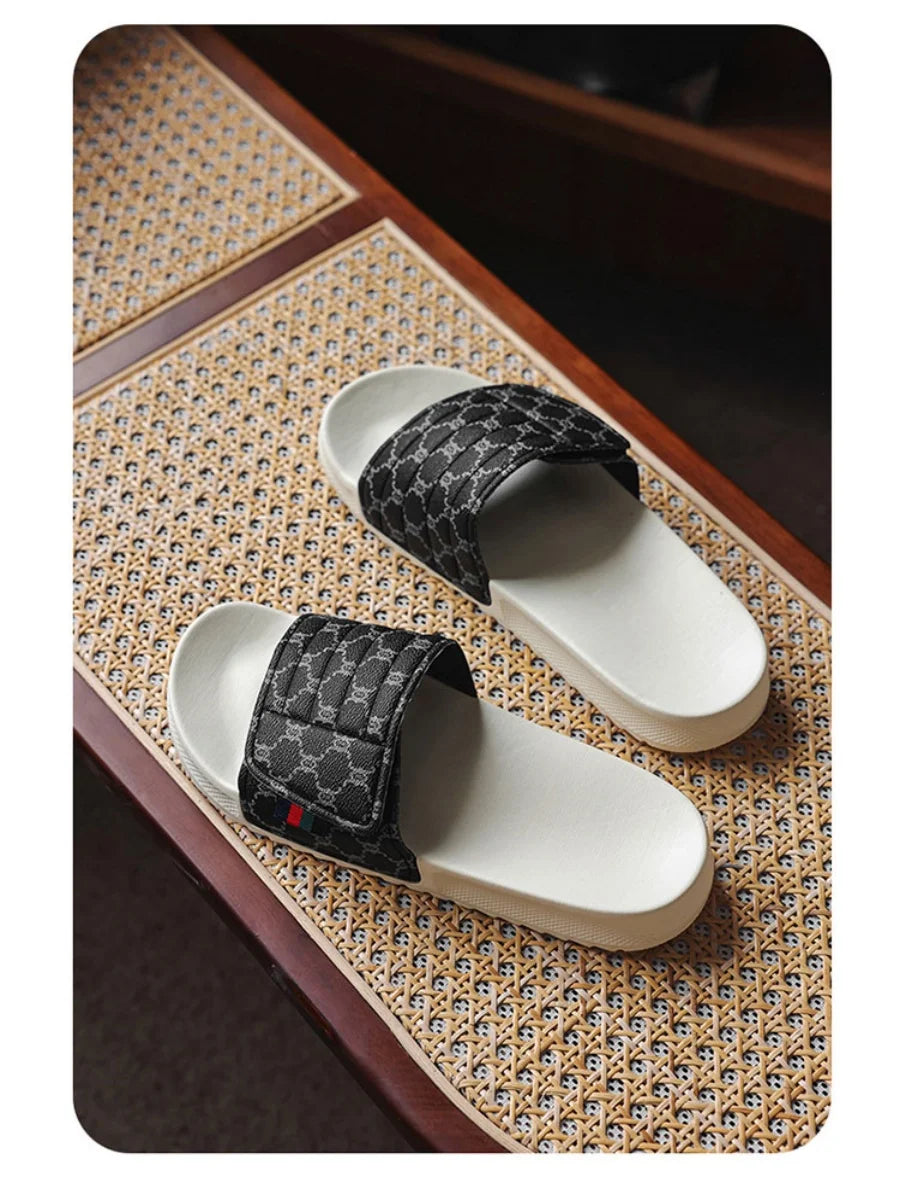 Summer men's slippers fashion comfortable breathable slippers indoor bathroom sandals plus size casual outdoor beach shoes 47