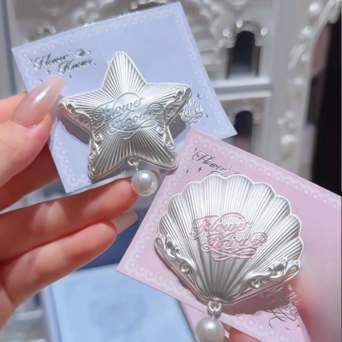 Flower Knows Shells Pearl Eyeshadow Essence Lip Honey Blush Cheek Makeup Front Ocean Gift Box Makeup Kit Full Professional