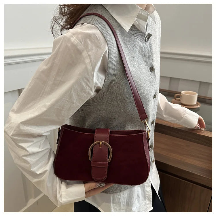 Woman Faux Suede Underarm Shoulder Bag Zipper Fastener Fashionable Cross Body Bags for Small Square Bag Suitable Daily Outfit