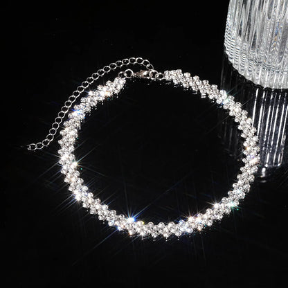 FYUAN Fashion Silver Gold Color Black Rhinestone Choker Necklaces for Women Geometric Crystal Necklaces Party Weddings Jewelry