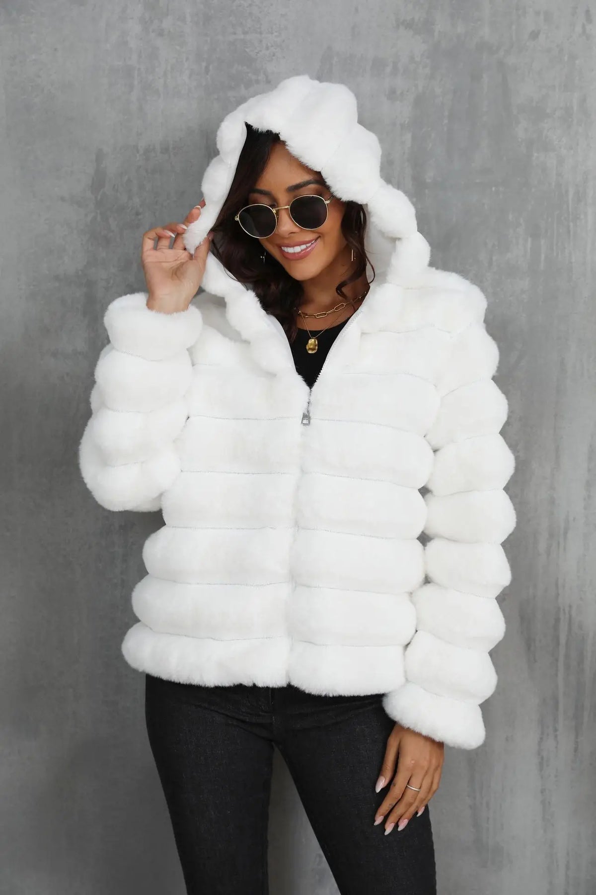 2026 Winter Hooded Plus Size Faux Fur Cropped Coat Women Furry Long Sleeve Plush Jacket Lady Large Fake Fur Warm Fluffy Cardigan