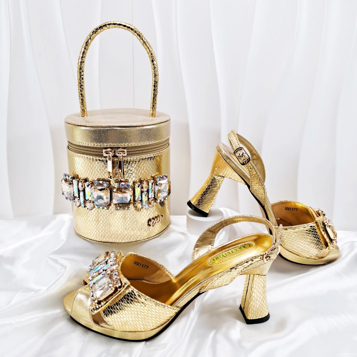 doershow New Italian Shoe and Bag Set New 2025 Women Shoes and Bag Set In Italy SILVER Italian Shoes with Matching Bag SM1-1