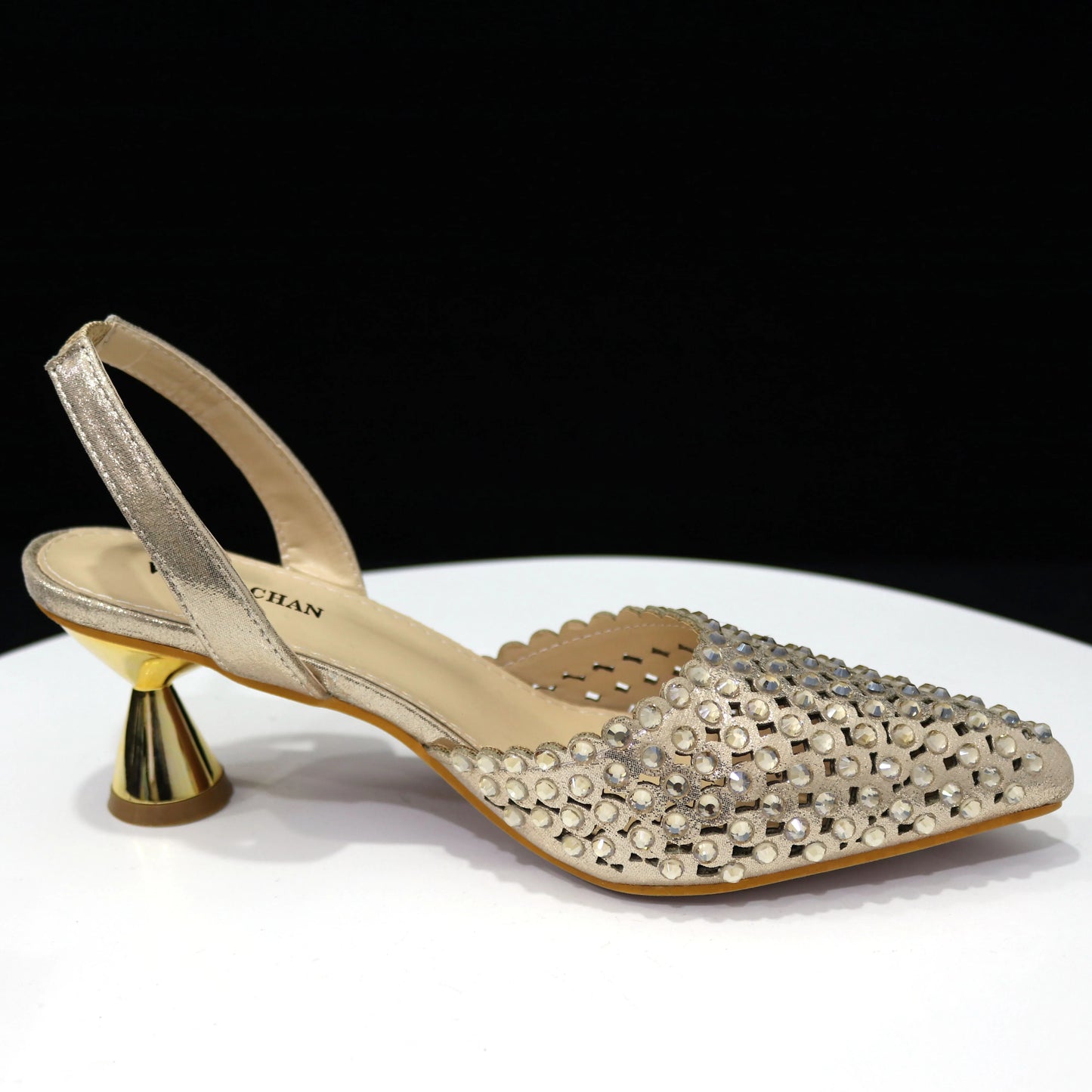 Fashion Summer 2023 Beads Decorated Muffin Bottom Sandals Wear Comfortable And Versatile Elegant Ladies Shoes And Bag Set