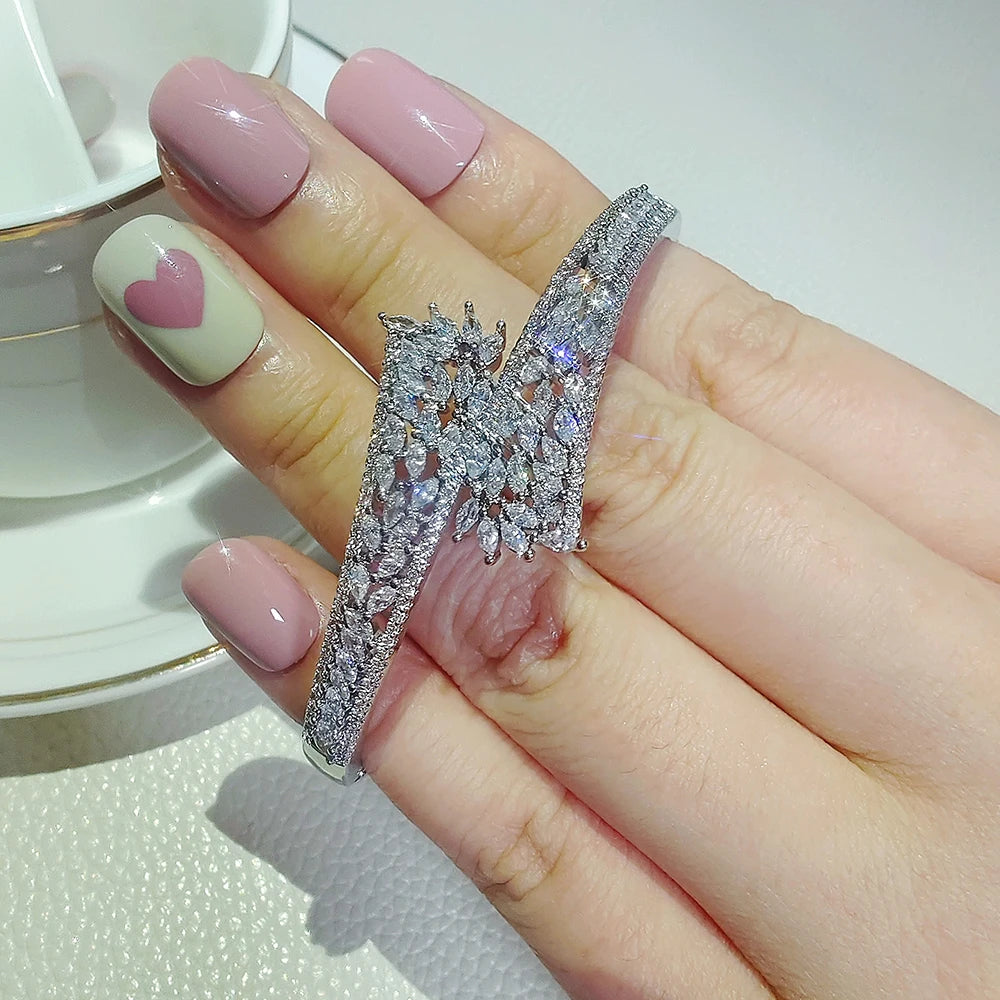 New Arrival Luxury Carved  Bracelet Bangle for Women Anniversary Gift Valentine's Day Gift Jewelry S8258