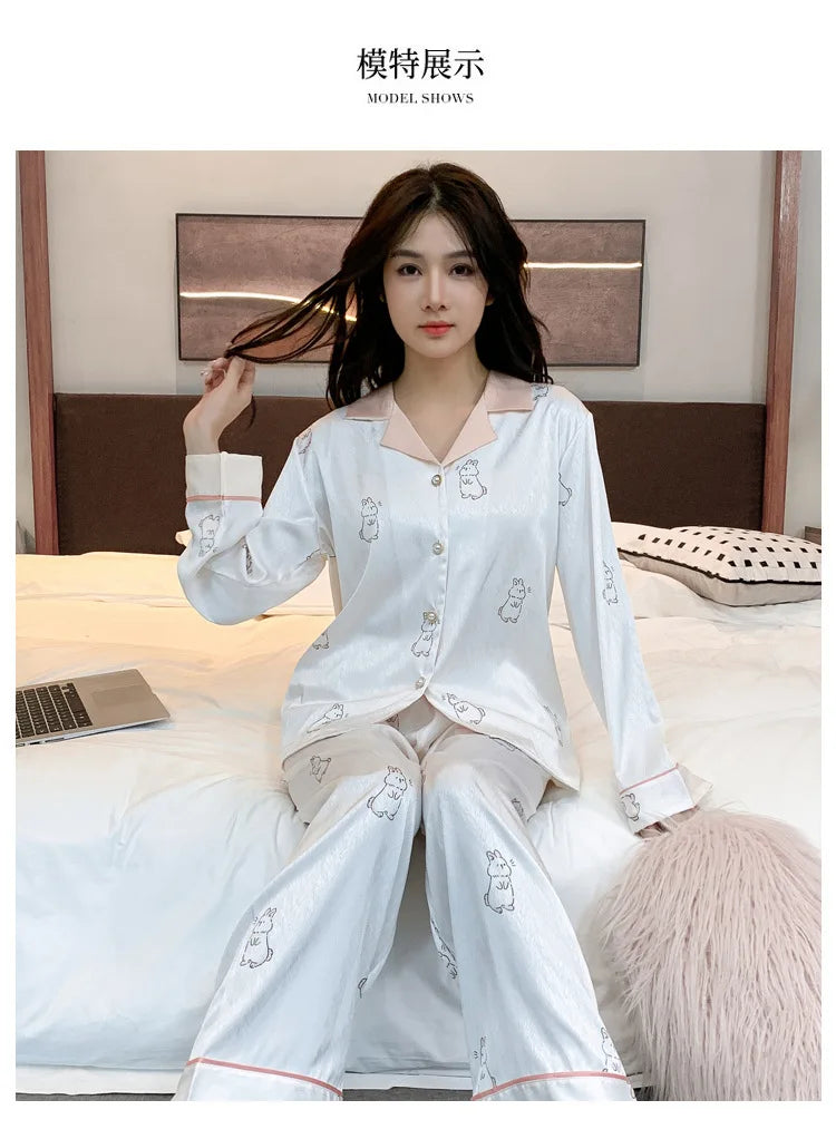 Women's Ice Silk Pajama Set Long Sleeve Long Pants Lightweight Sleepwear for Spring And Autumn Comfortable Homewear Pj Set