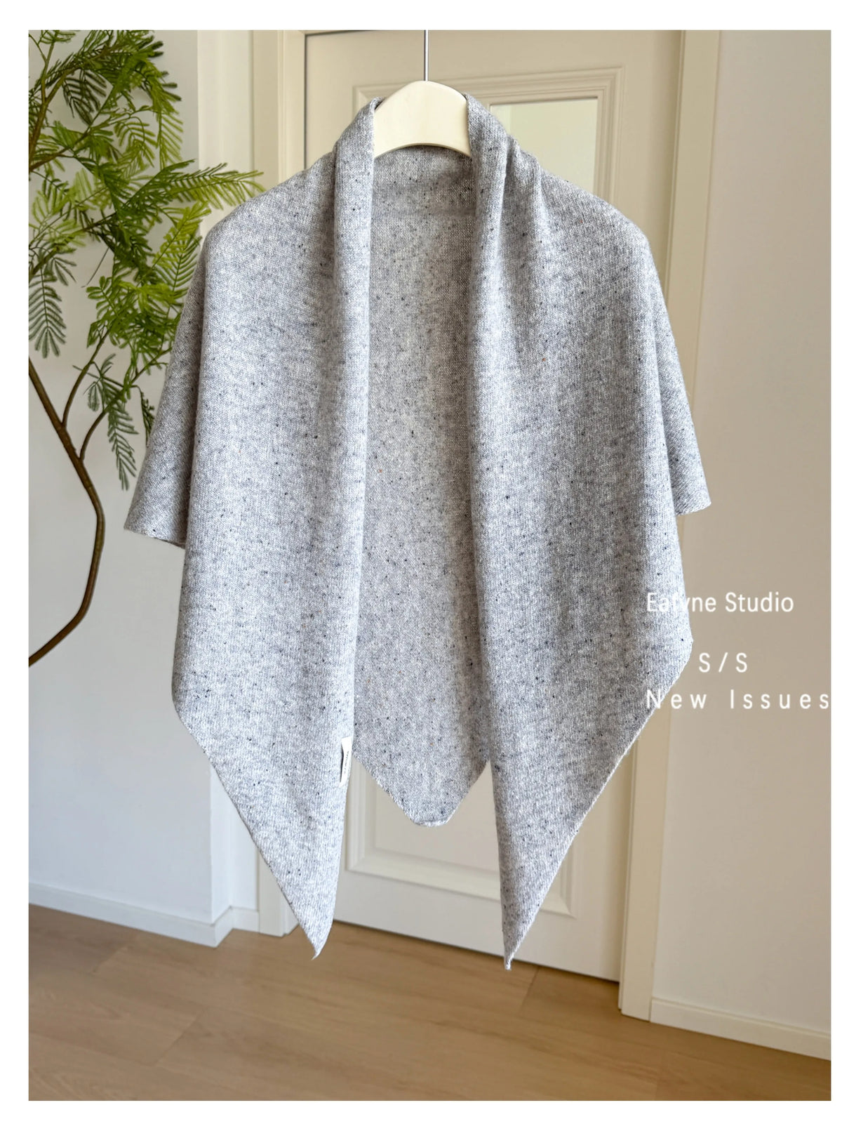 Japanese 100% Wool Long Triangle Scaf Elegant Oversized Women Big Shawl Knited Scarves Popular trip Party Scarf 180cm
