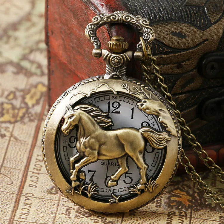 Vintage Bronze Hollow Horse Animal Design Quartz Pocket Watch With Necklace Gift Fashion New Men Women Exquisite Watches