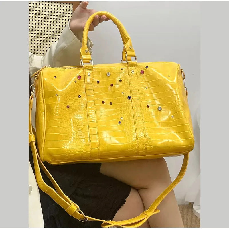 Luxury Large-capacity Travel Handbag For Women Versatile Crocodile Pattern Crossbody Bag Fashion Diamond Design Commuter Bag