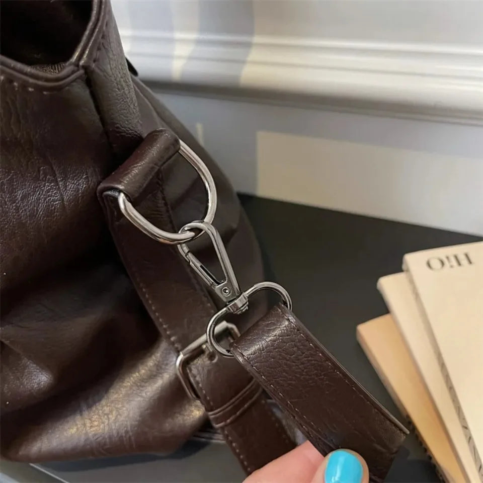 Rivet Punk Large Capacity Handbags Top Quality Sturdy Soft Leather Casual Tote Bag Shoulder Crossbody Bags Daily Commute Travel