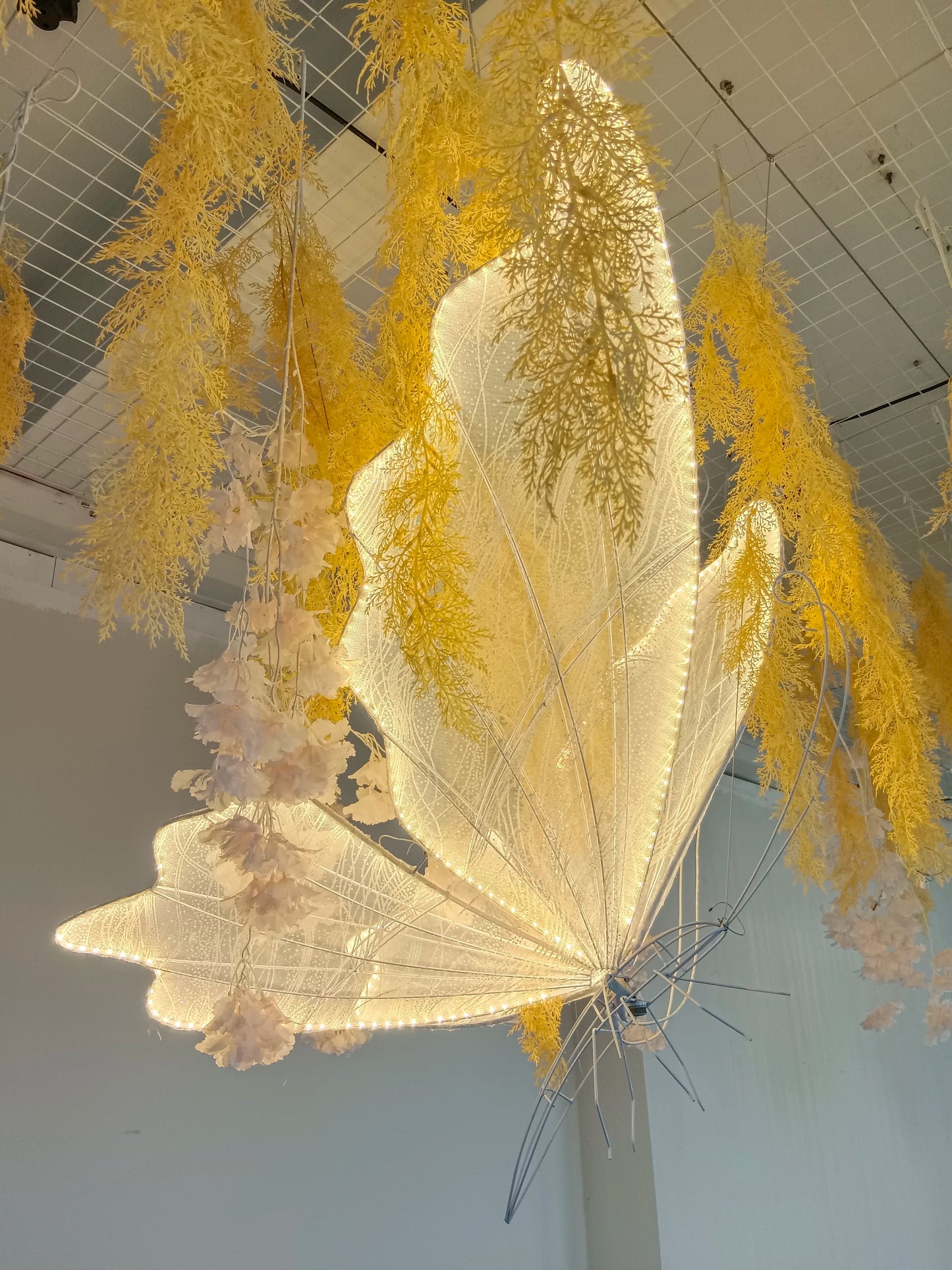 Wedding Light Decorations Butterfly Movement Modern Gold Romantic Butterfly LED Lights for Home Party Holiday Decor Lighting