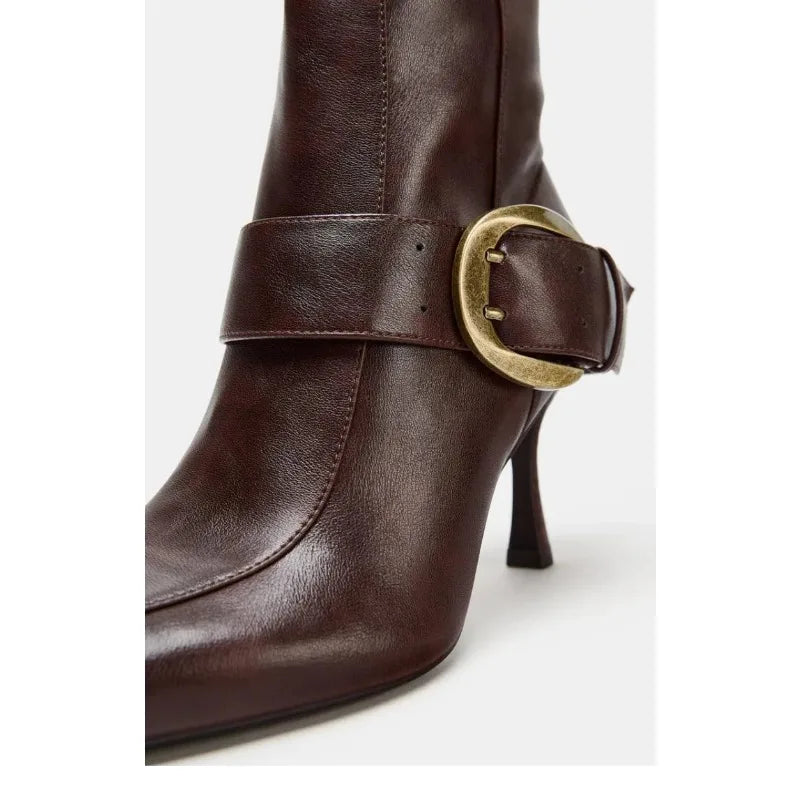 Winter Fashion Sexy Soft Leather Knee High Boots Women Metal Belt Buckle Ladies Zip Pointed Toe Designer Heels Long Shoes