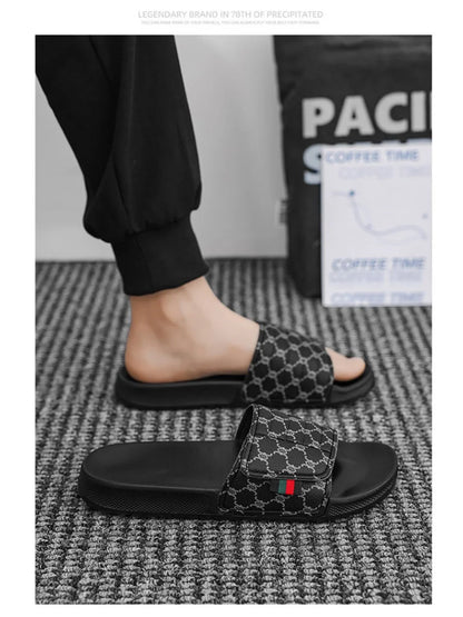 Summer men's slippers fashion comfortable breathable slippers indoor bathroom sandals plus size casual outdoor beach shoes 47