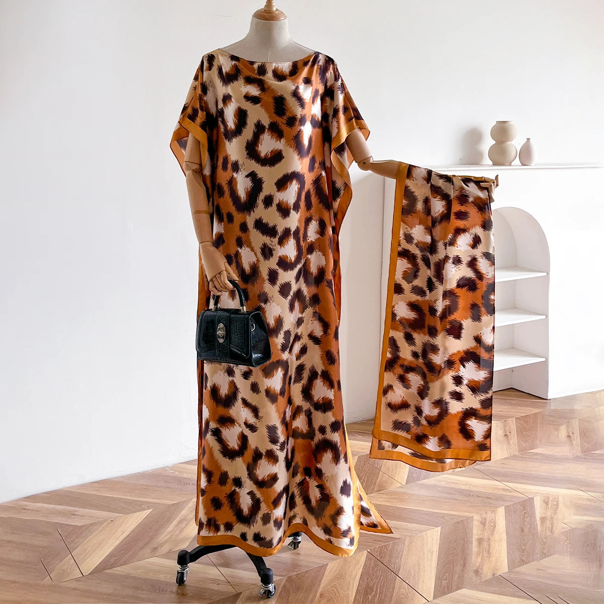 Summer Fashion Oversize African Dress Women's Satin Silk Sunscreen Muslim Robe Dubai Dashiki Abaya Beachwear Lady Clothing