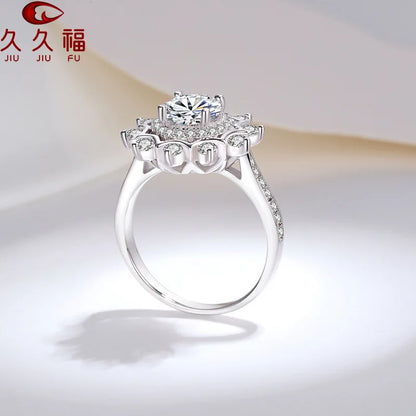 Fashion Luxury Inlay Sunflower Ring for Women, PT950 Platinum Plus 1 Carat Moissanite, upgrade daily fashion collocation.