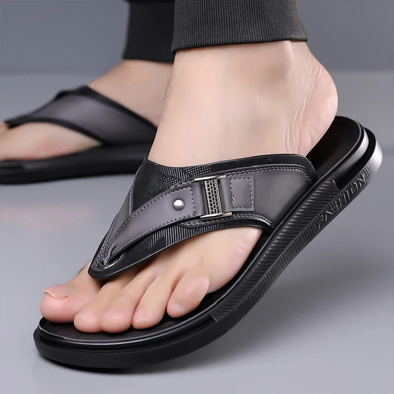 New Trend Men's Flip Flops Leather Beach Sandals Quick Dry Water Shoes Non Slip Summer Slippers Outdoor Slides Walking Sandalias