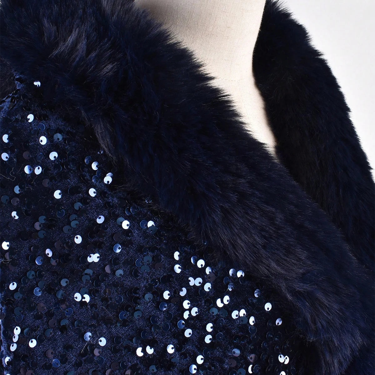 1PC Shiny Sequin Plush Shawl for Women Party Warmth Versatile Faux Fur Collar Blingbling Fashionable Shawl